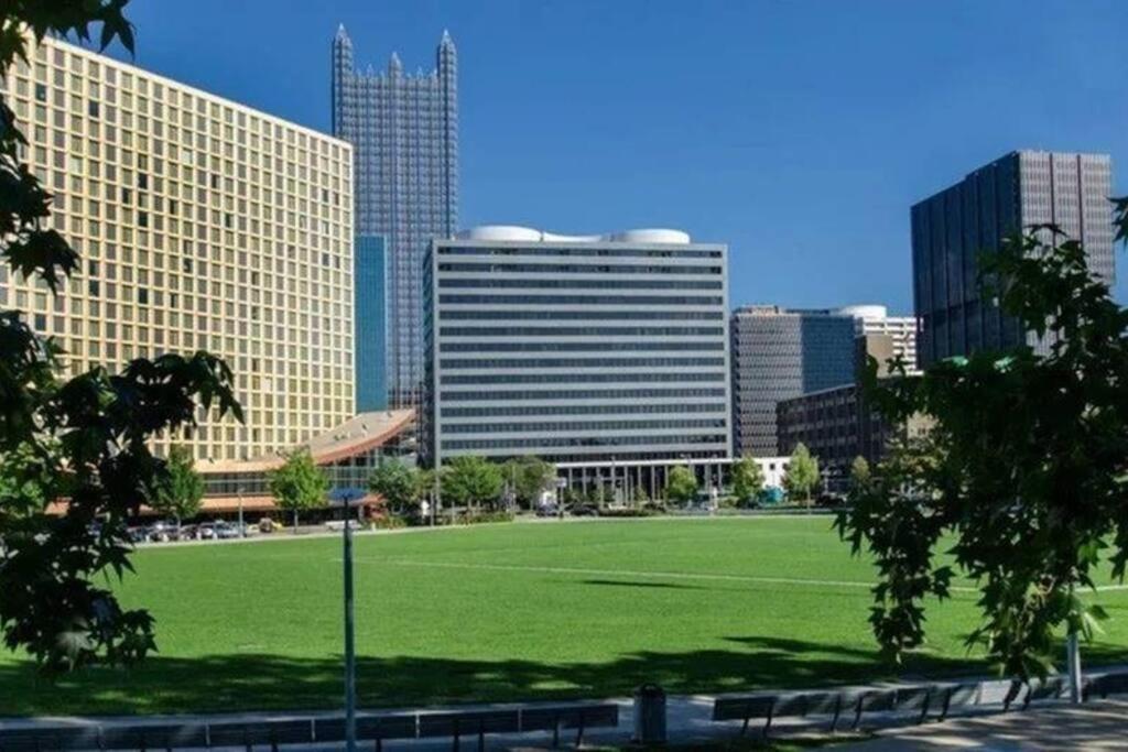 Luxe City Views Prime Location 24-7 Parking Gym Lounge Pittsburgh Exterior foto