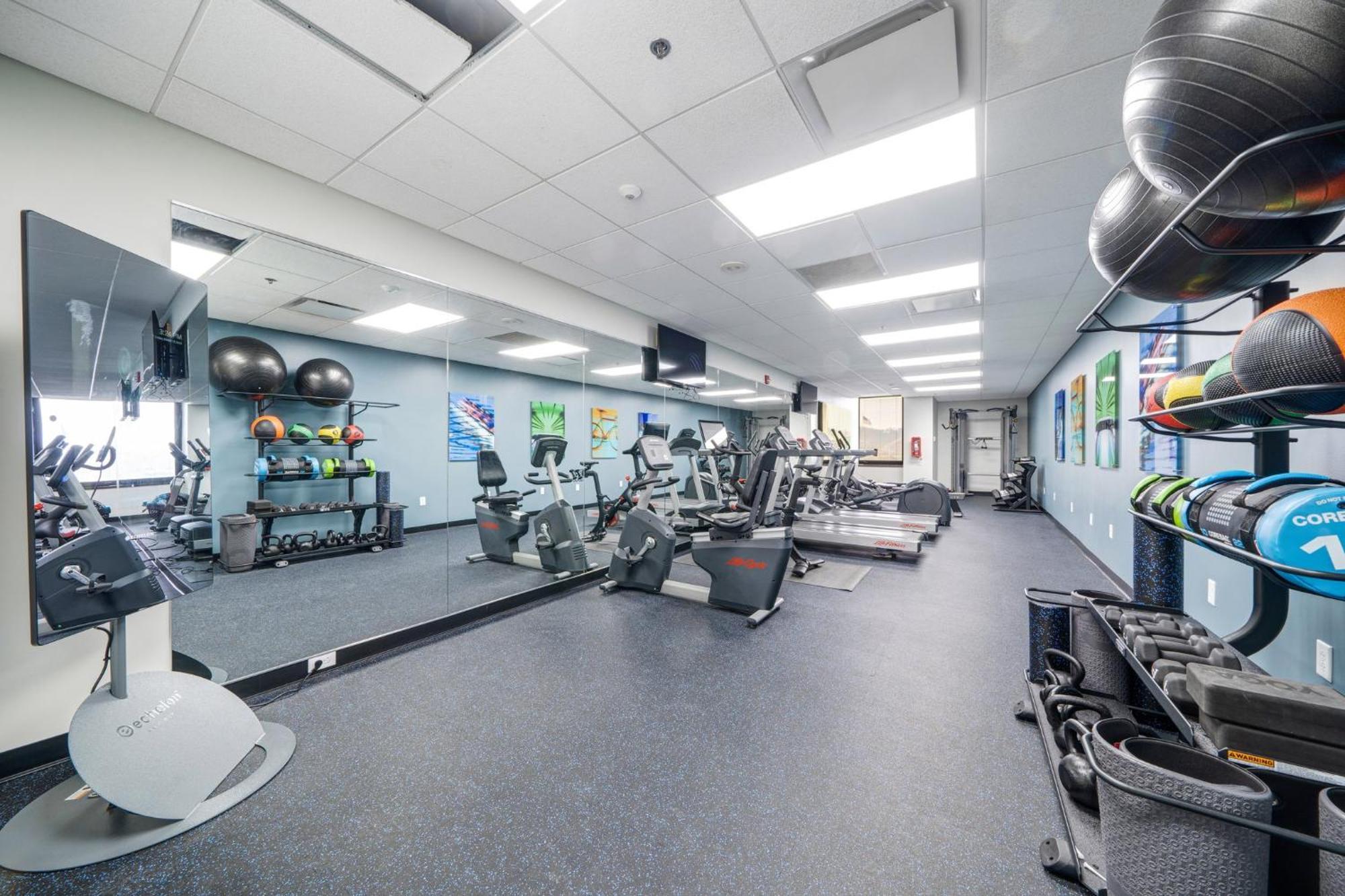 Luxe City Views Prime Location 24-7 Parking Gym Lounge Pittsburgh Exterior foto