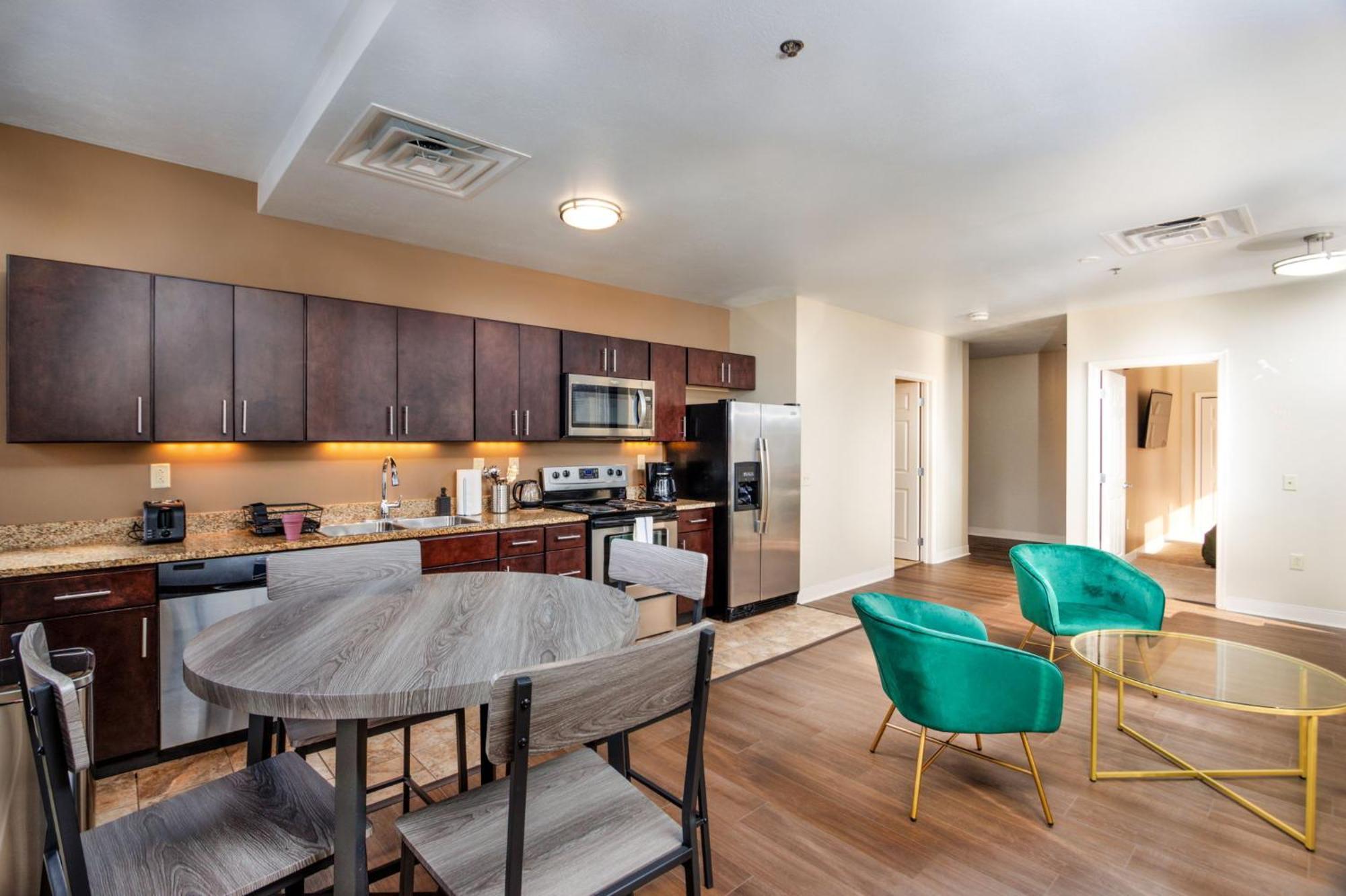 Luxe City Views Prime Location 24-7 Parking Gym Lounge Pittsburgh Exterior foto