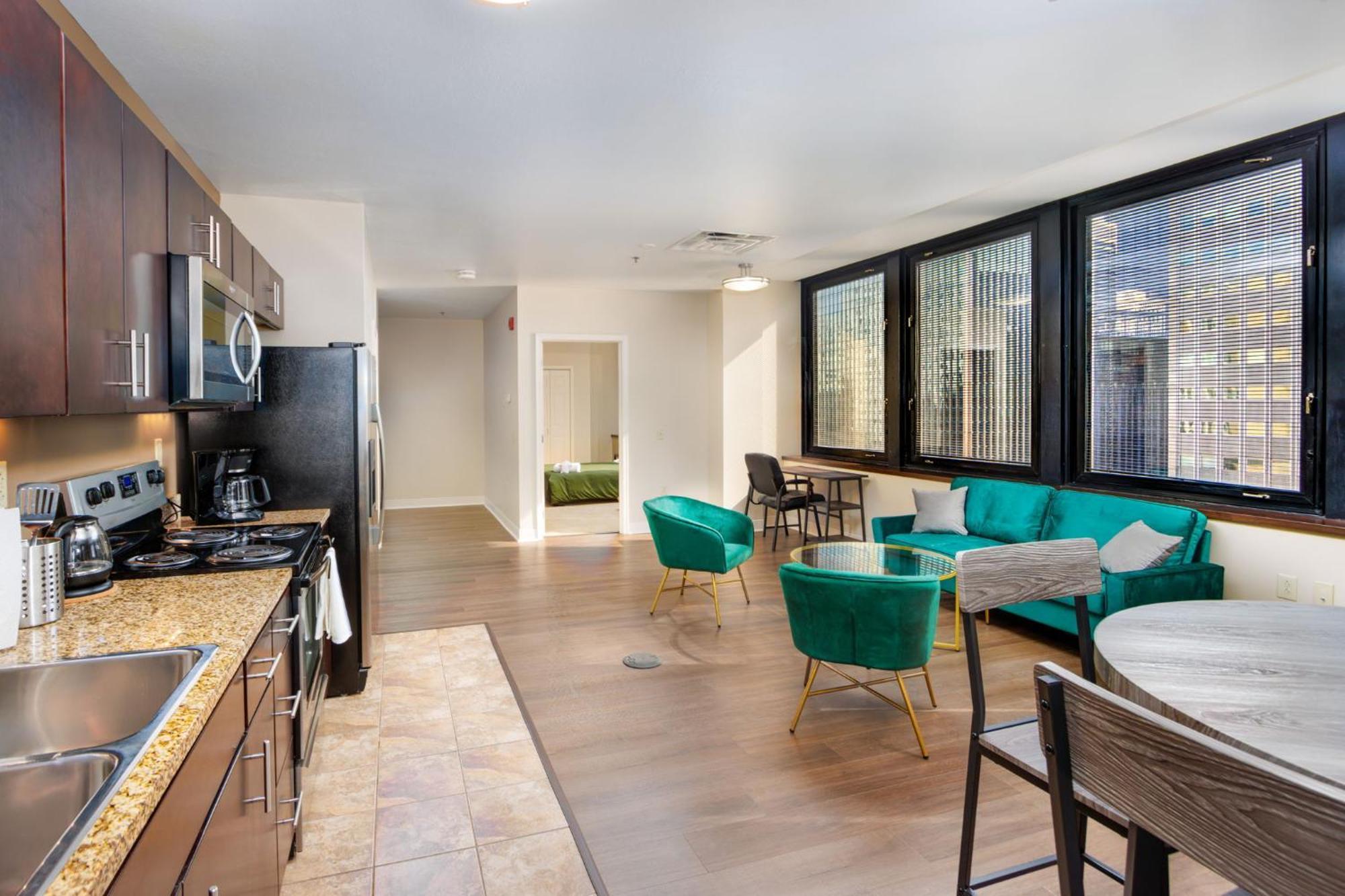 Luxe City Views Prime Location 24-7 Parking Gym Lounge Pittsburgh Exterior foto